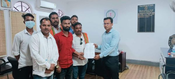 अब युवा मोर्चा ने भी उठाई भर्ती प्रक्रिया में निवास प्रमाण पत्र जांच की मांग  