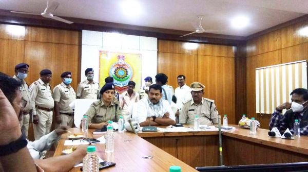 मजदूरी नहीं मिलने पर नौकर और साथी ने की थी किसान दंपत्ति की हत्या