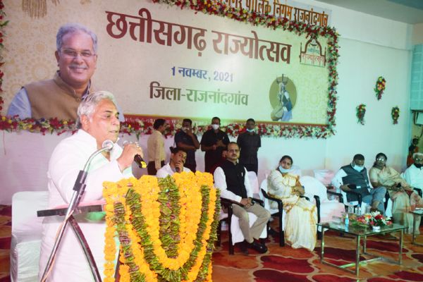 राज्य में शासन की योजना विकास के स्वरूप में हो रही अभिव्यक्त- वोरा