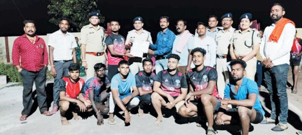 शहीदों की याद में कबड्डी स्पर्धा, विजेता पुरस्कृत