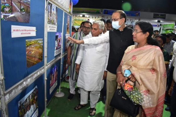राज्योत्सव : स्टॉल को नागरिकों का मिला अच्छा प्रतिसाद