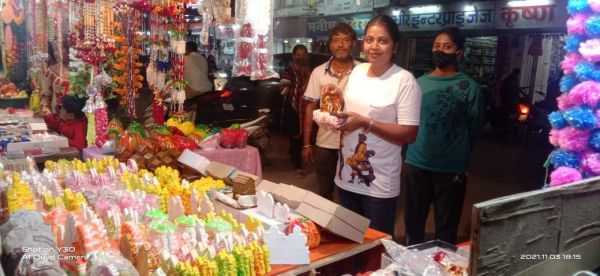 दिवाली आज, रोशन होंगे घर-आंगन, जगमगाएगा शहर