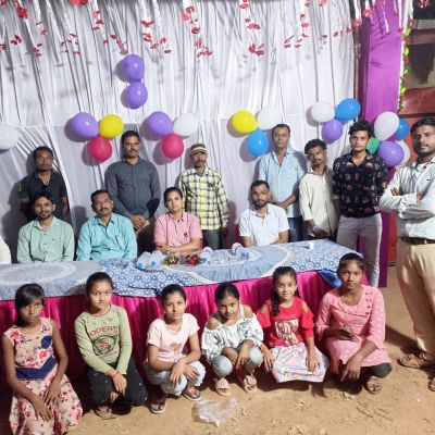 दीप प्रज्वलित कर की आरोग्य की कामना