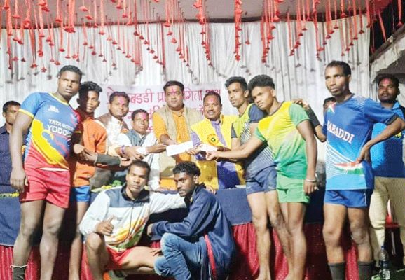 कबड्डी में जिर्रापारा ने मारी बाजी