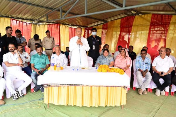गांव-गांव के गौठान लघु उद्योग केंद्र के रूप में होंगे विकसित-ताम्रध्वज