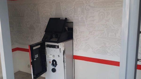 एटीएम में तोडफ़ोड़, चोरी की कोशिश असफल