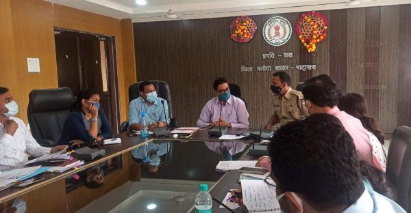 अतिक्रमण के मामले में दो शासकीय कर्मचारियों के खिलाफ विभागीय जांच के निर्देश