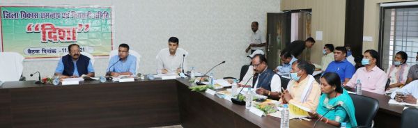 कार्यों में गुणवत्ता का पालन कराएं -सांसद मण्डावी