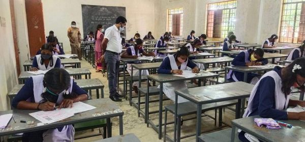 बास्तनार में हुई एनएएस परीक्षा