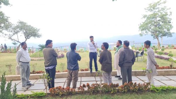 कलेक्टर ने निर्माणाधीन मिड-वे प्रोजेक्ट का किया निरीक्षण