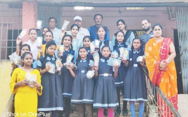 बाल दिवस पर रंगारंग कार्यक्रम
