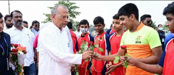 रिसाली में बनेगा फुटबॉल ग्राउंड, खिलाडिय़ों को मिलेगी खेलने की पूरी सुविधा-गृहमंत्री