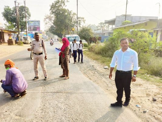 सडक़ चौड़ीकरण शुरू, पहले दिन नापजोख में लगी रही तीनों टीमें