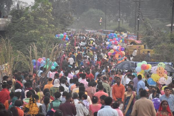 पुण्यदान कर लिया मेला का मजा