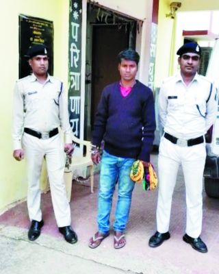 बाईक चोरी, फरार आरोपी रायगढ़ से गिरफ्तार
