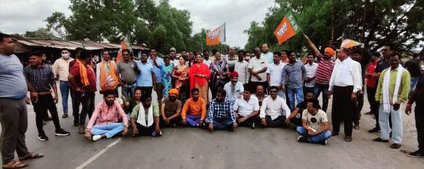 महंगाई के विरोध में भाजपा का चक्काजाम