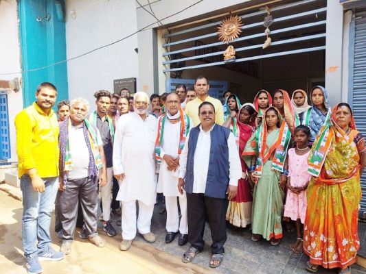 कई गांवों के ग्रामीणों ने किया कांग्रेस प्रवेश