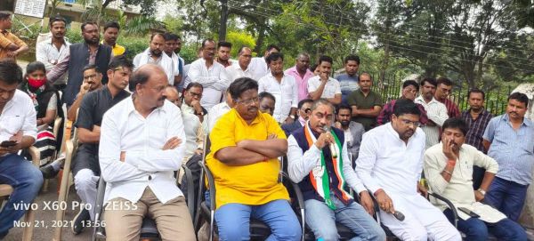 मोदी सरकार की गलत नीतियों के कारण महंगाई बढ़ी है-कांग्रेस