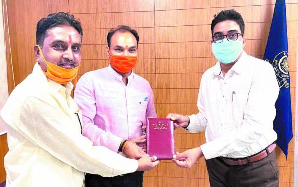 10 का सिक्का न लेने वालों पर हो कड़ी कार्रवाई