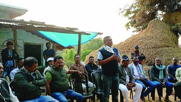 महंगाई से आम आदमी का जीवन दूभर हो गया है-तिर्की