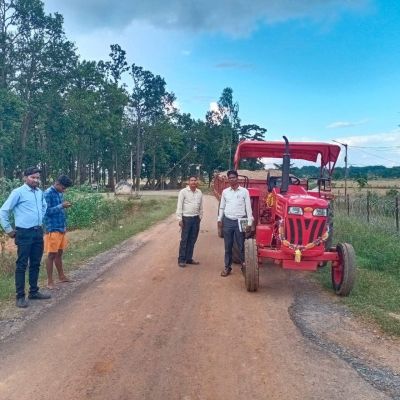 अवैध रेत परिवहन करते ट्रैक्टर-ट्रॉली जब्त