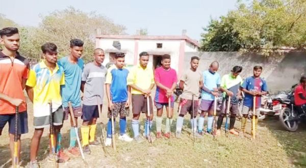 अंतर विश्व विद्यालयीन हॉकी स्पर्धा में हुनर दिखाएंगे खिलाड़ी