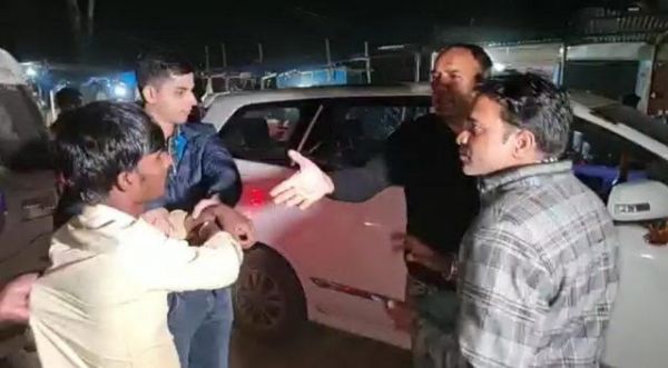 शराब दुकान के पास हवाई फायरिंग, एक गिरफ्तार