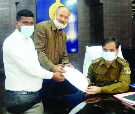 रेलवे स्टेशन परिसर एवं बाहर यातायात व्यवस्था सुदृढ़ व सुरक्षित हो- सिंह