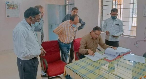 जल संसाधन व जपं नारायणपुर कार्यालय का निरीक्षण