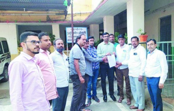 अमेजन के खिलाफ चेम्बर-कैट ने दिया धरना