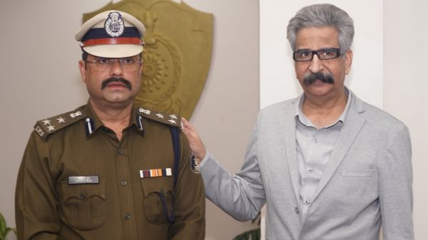 बालाजी राव बने डीआईजी, डीजीपी ने स्टार लगाकर दी शुभकामनाएं