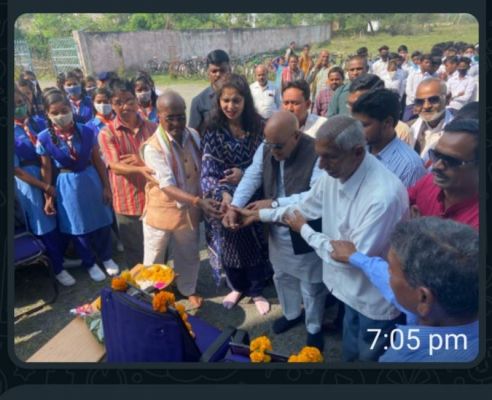 चरौदा-गितकेरा हाईस्कूल मार्ग पर बनेगा पक्का सडक़