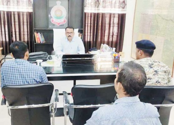 सोशल मीडिया की निगरानी, समस्याओं पर भी चर्चा