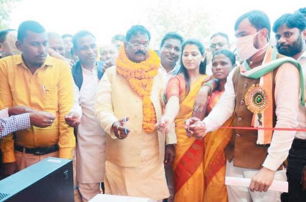 खाद्य मंत्री ने चिचिया-सरनाबहाल में किया धान खरीदी केंद्रों का उद्घाटन