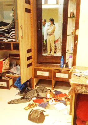 डॉक्टर के सूने घर से नगदी-जेवर चोरी