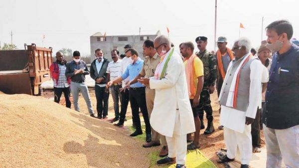 धान खरीदी शुरू, कलेक्टर ने किया शुभारंभ, सुरक्षा व्यवस्था चाक चौबंद