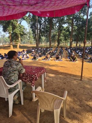 पदोन्नत प्रशिक्षणरत पुलिस कर्मियों का पर्यवेक्षण