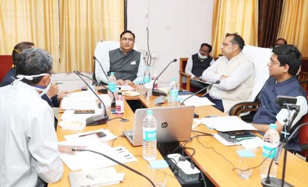 मेडिकल कॉलेज भवन में शिफ्टिंग व संसाधनों की समीक्षा