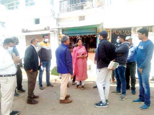   अवैध रूप से संचालित डेयरी को हटाने निर्देश