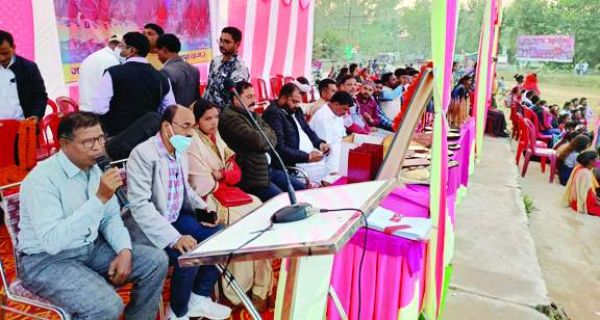 युवा महोत्सव: लोकगीत में भटगांव ने मारी बाजी