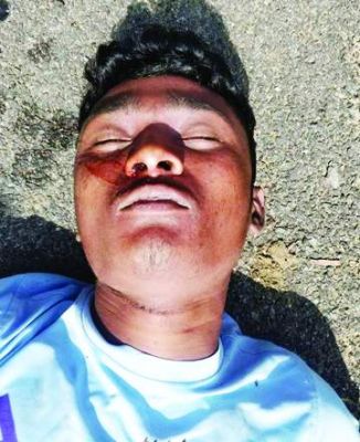 सडक़ पर मिली युवक की लाश, गला दबाकर हत्या की आशंका, जांच शुरू