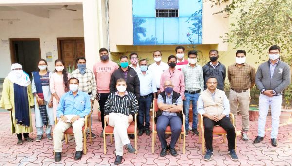 उपभोक्ता सेवाओं को सर्वोच्च प्राथमिकता देना हम सबका दायित्व- मेश्राम