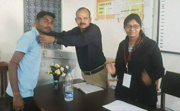 भाषण प्रतियोगिता में प्रिंस अव्वल