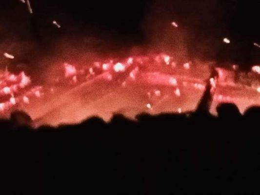 शॉर्ट सर्किट से शिक्षक के घर में लगी आग, नगदी-सामान खाक