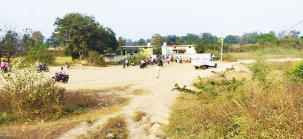 शराब दुकान में 9 लाख की हेराफेरी