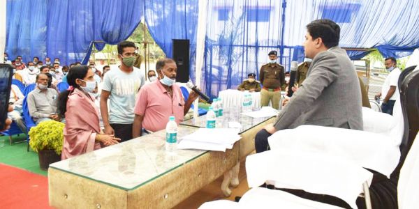 एसपी ने लगाया जनदर्शन, समस्याओं से हुए रूबरू