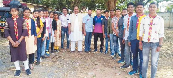स्काउट-गाइड्स दार्जिलिंग रवाना