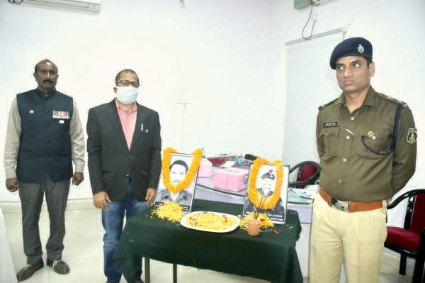 सशस्त्र सेना झंडा दिवस पर शहीदों को किया याद