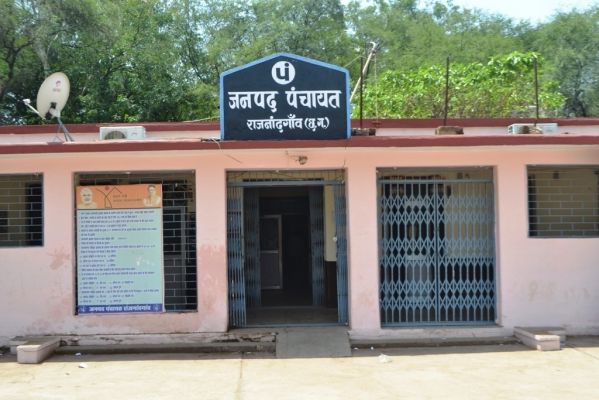 भाजपा जनपद सदस्य नहीं चाहते प्रतीक्षा बनी रहे अध्यक्ष