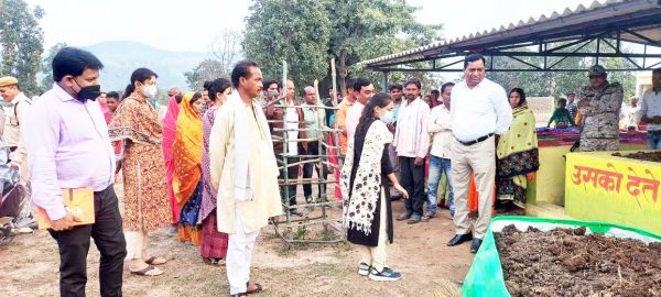 चरौदा गोठान मेले में पहुंचे कलेक्टर